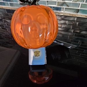 Bath & Body Halloween Pumpkin Skull Wallflower NEW
